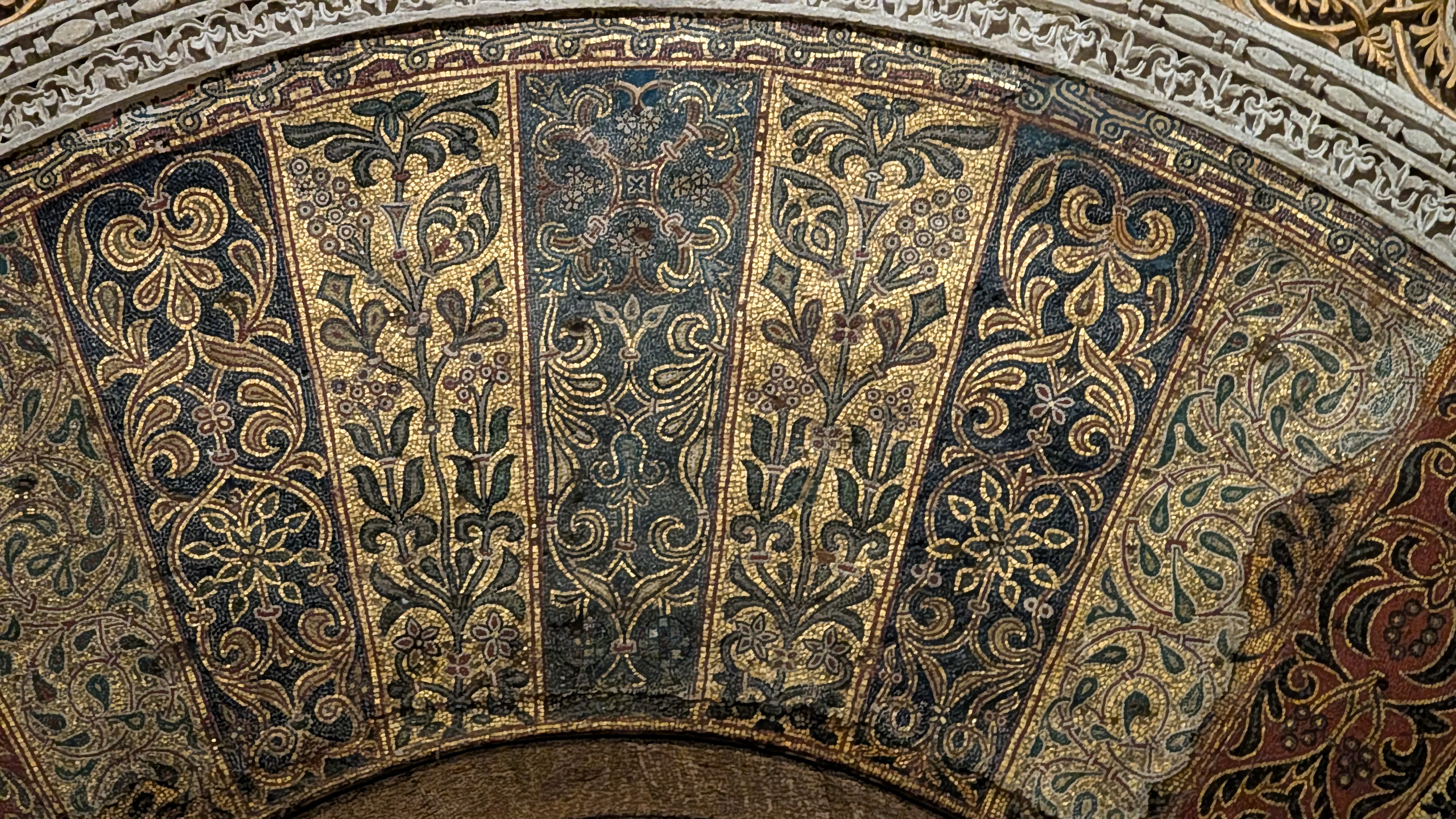 Byzantinisches Goldmosaik am Mihrab der Mezquita